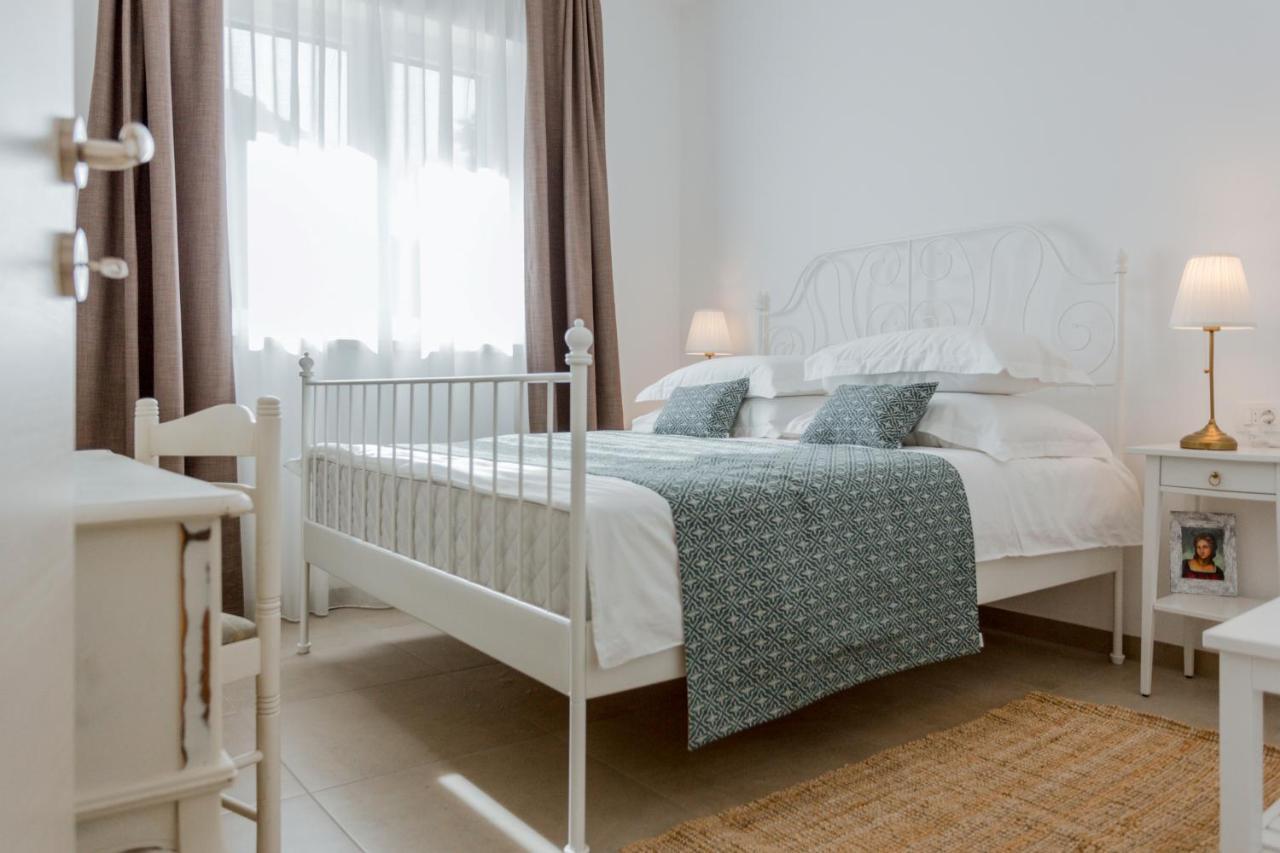 Apartments Ivica 奥米什 外观 照片